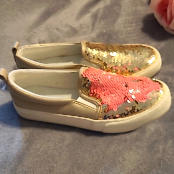 CAT & Jack Glitter Slip On Shoes - Picture 2 of 5